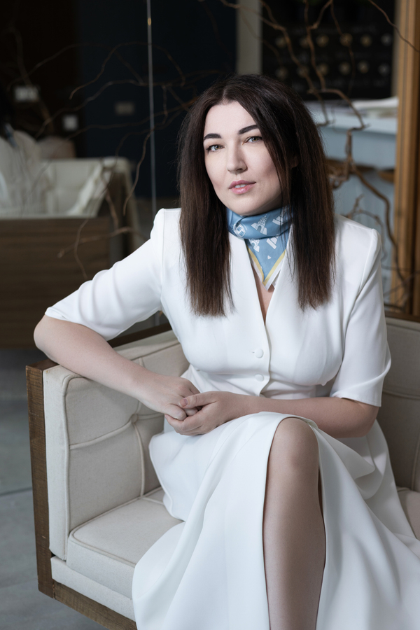 Dr. Марʼяна Великодна